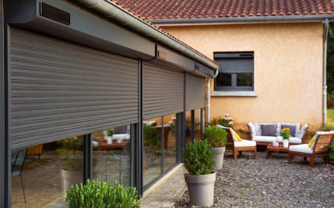 Soldes volet roulant électrique solaire Soldes volets roulants solaires