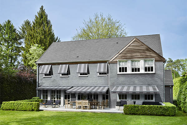 meilleure toile store banne, choix toile store banne, toile dickson store banne, quelle toile pour un store banne, meilleure toile de store, Store banne sur mesure