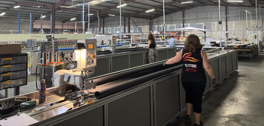 Espace confection de toile de store Usine ICI STORE Monteux