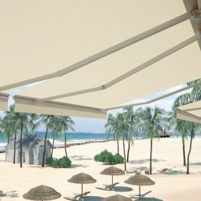 ART 350 - Store banne monobloc sur mesure (Grandes dimensions)