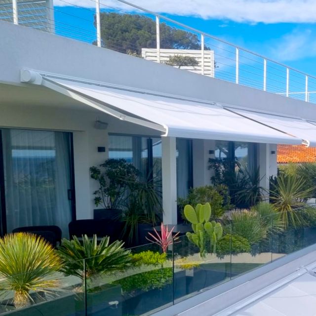 SOLARES - Store Banne Coffre Intégral Sur-mesure