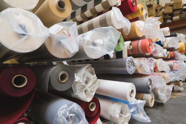 usine stores banne, magasin de stores, avignon, fabrication de store, store exterieur sur mesure, toile de store Toiles pour rentoilage de store banne