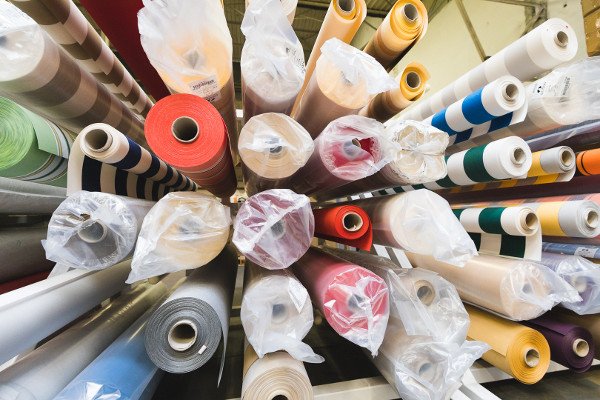 usine stores banne, magasin de stores, avignon, fabrication de store, store exterieur sur mesure, toile de store Store banne Usine