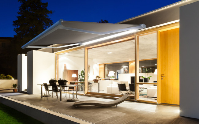 Voir les stores bannes personnalisables Stores bannes personnalisables