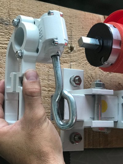 rentoilage de store, toile de store, rentoilage store, réentoilage store, reentoilage de store, reentoilage store, Demonter le joue