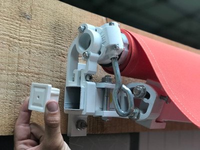 rentoilage de store, toile de store, rentoilage store, réentoilage store, reentoilage de store, reentoilage store, Joue du store