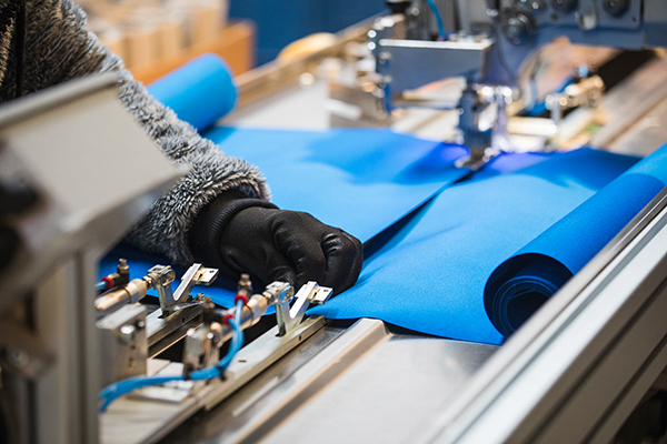 fabricant français de store banne, store banne sur mesure, fabricant de store sur mesure, mentions légales ici store, confection toile de rentoilage